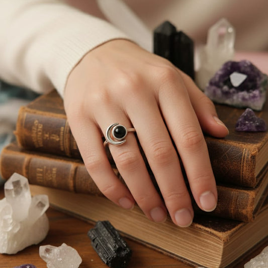 Anel Ajustável Ónix com Banho de Platina